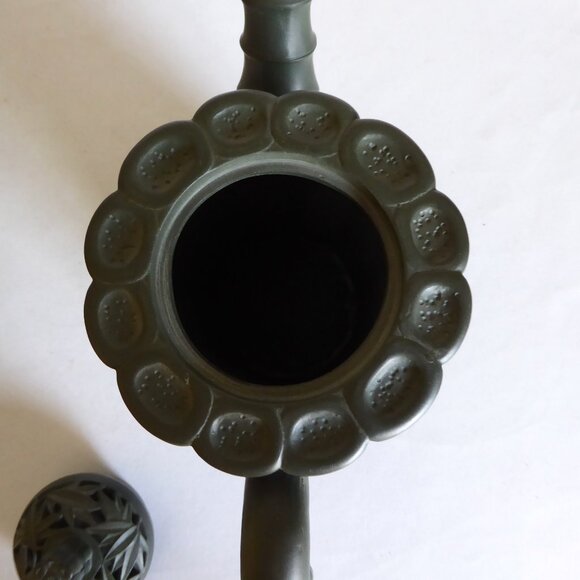 VINTAGE NEW TRADITIONAL CHINESE YIXING HOLLOWED CUT OUT BAMBOO CLAY TEAPOT - Picture 9 of 16